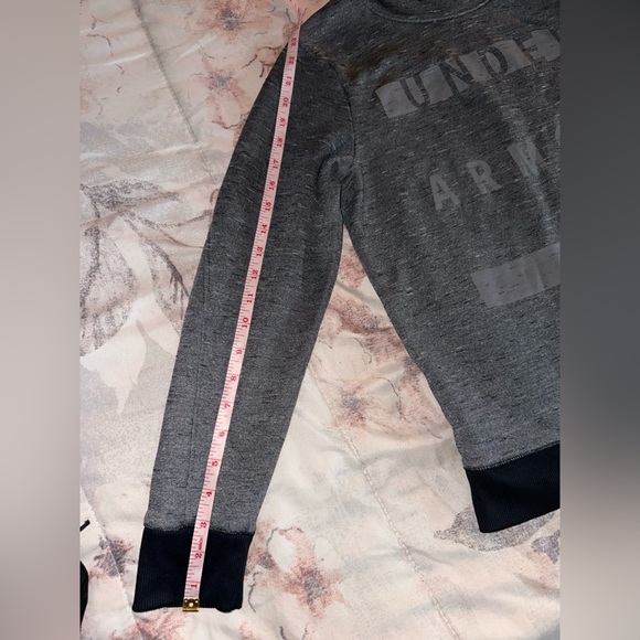 Under Armour Sweater - Picture 5 of 7